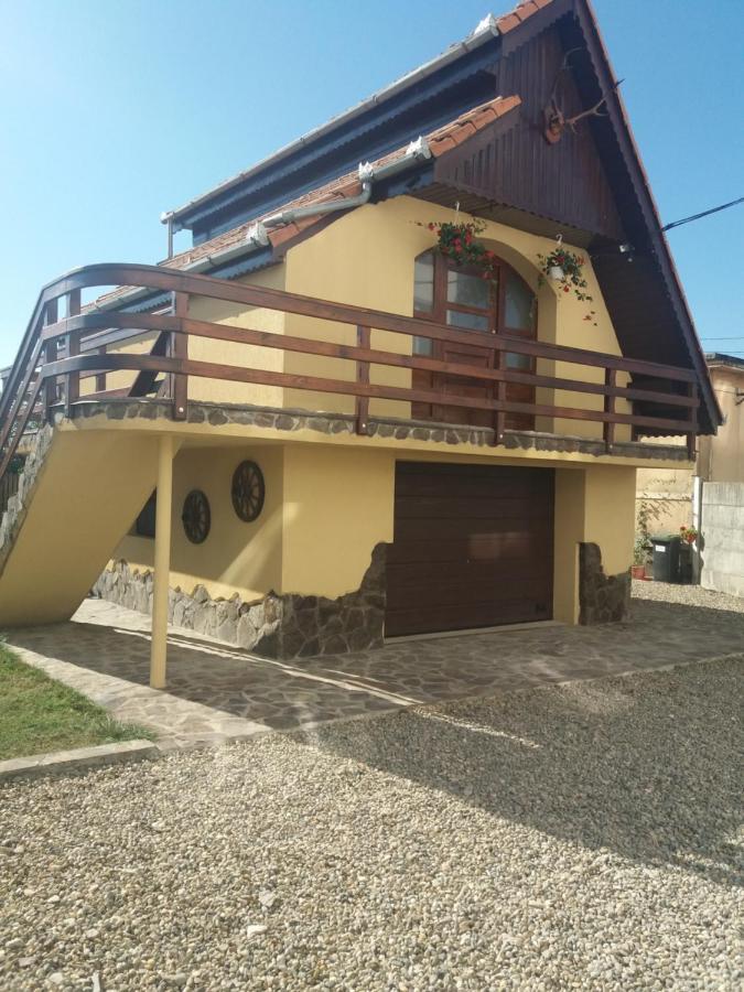 Casa Vlasea Albesti Sighisoara Bed and Breakfast Esterno foto